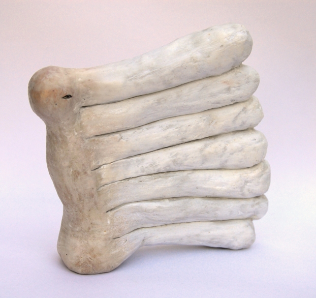 untitled, 2013; Ton, Papier, Wachs / paper-clay, wax, 16 cm